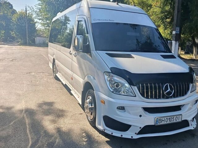 Белый Мерседес Sprinter, объемом двигателя 2.99 л и пробегом 600 тыс. км за 55000 $, фото 1 на Automoto.ua