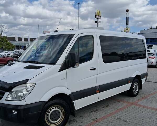 Білий Мерседес Sprinter, об'ємом двигуна 3.2 л та пробігом 470 тис. км за 15500 $, фото 1 на Automoto.ua