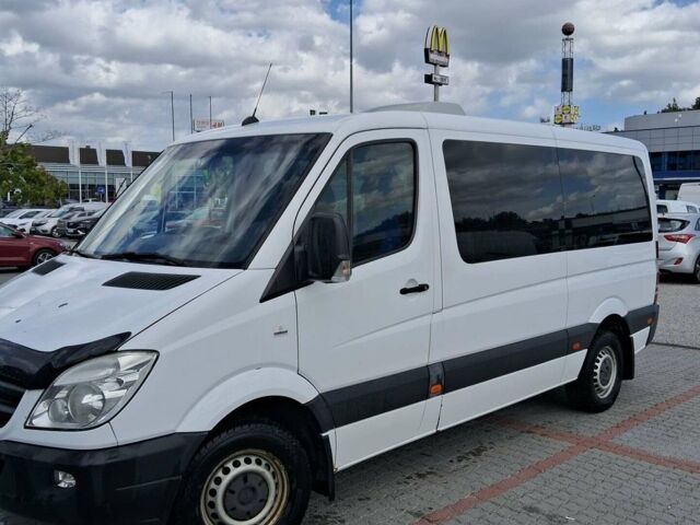 Белый Мерседес Sprinter, объемом двигателя 3.2 л и пробегом 470 тыс. км за 19000 $, фото 1 на Automoto.ua