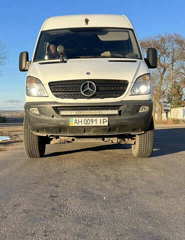 Білий Мерседес Sprinter, об'ємом двигуна 2.2 л та пробігом 98 тис. км за 33000 $, фото 1 на Automoto.ua