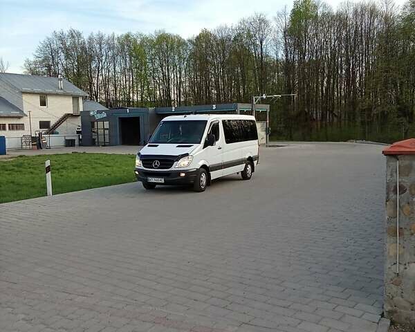 Белый Мерседес Sprinter, объемом двигателя 2.14 л и пробегом 480 тыс. км за 16500 $, фото 1 на Automoto.ua