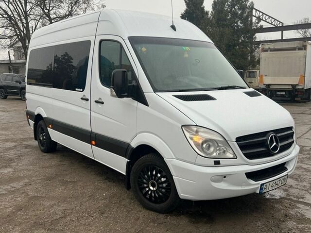 Белый Мерседес Sprinter, объемом двигателя 2.14 л и пробегом 450 тыс. км за 16500 $, фото 1 на Automoto.ua