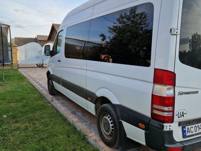 Белый Мерседес Sprinter, объемом двигателя 2.14 л и пробегом 410 тыс. км за 15500 $, фото 1 на Automoto.ua