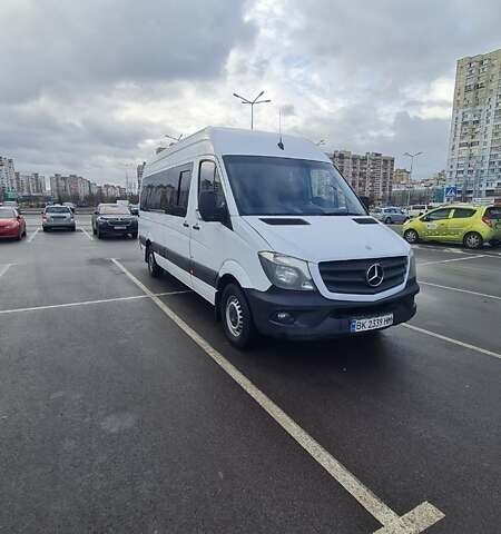 Білий Мерседес Sprinter, об'ємом двигуна 2.99 л та пробігом 810 тис. км за 26000 $, фото 1 на Automoto.ua