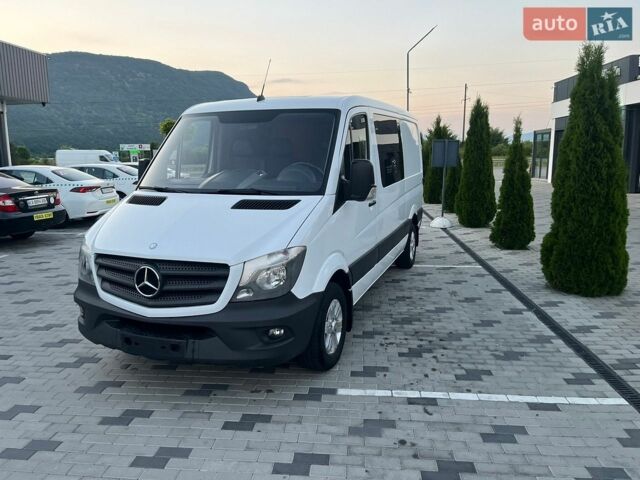 Белый Мерседес Sprinter, объемом двигателя 2.3 л и пробегом 302 тыс. км за 16200 $, фото 1 на Automoto.ua