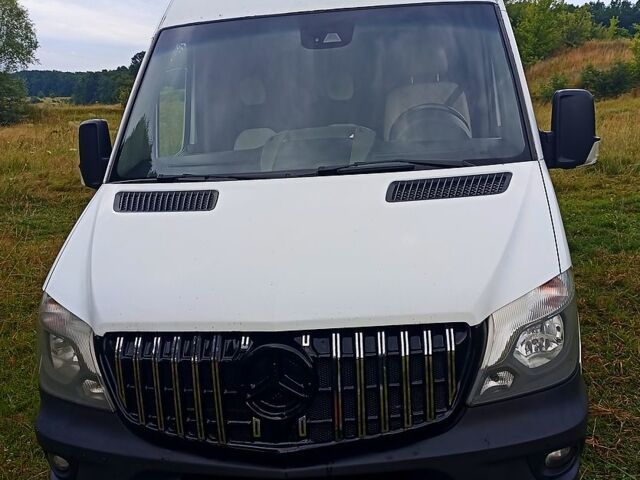 Белый Мерседес Sprinter, объемом двигателя 2.2 л и пробегом 0 тыс. км за 15990 $, фото 1 на Automoto.ua