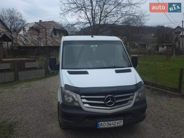 Белый Мерседес Sprinter, объемом двигателя 2.2 л и пробегом 650 тыс. км за 16500 $, фото 1 на Automoto.ua