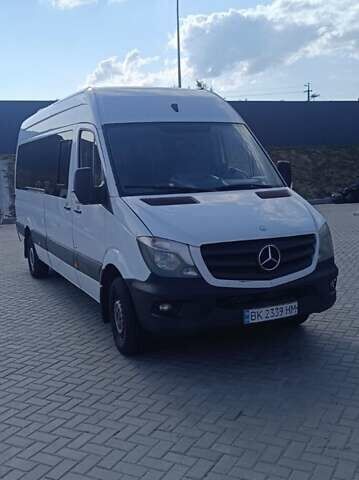 Белый Мерседес Sprinter, объемом двигателя 2.99 л и пробегом 415 тыс. км за 20000 $, фото 1 на Automoto.ua