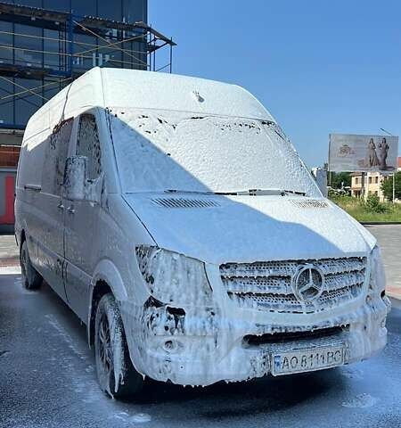 Белый Мерседес Sprinter, объемом двигателя 2.14 л и пробегом 657 тыс. км за 21500 $, фото 1 на Automoto.ua