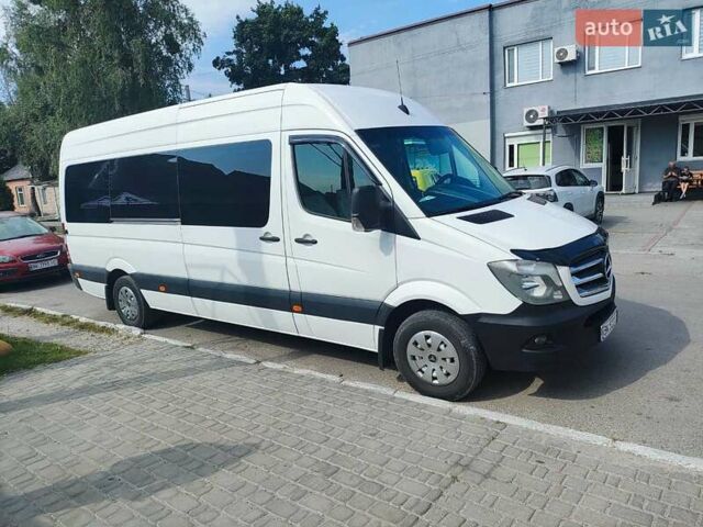 Белый Мерседес Sprinter, объемом двигателя 3.22 л и пробегом 450 тыс. км за 22000 $, фото 1 на Automoto.ua
