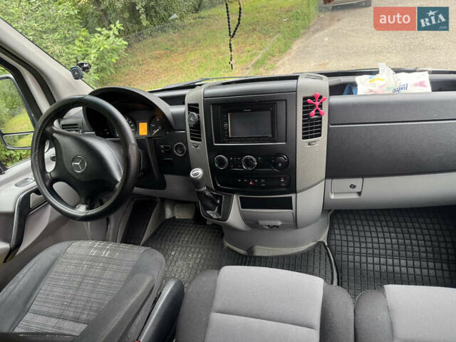 Белый Мерседес Sprinter, объемом двигателя 2.1 л и пробегом 630 тыс. км за 18500 $, фото 1 на Automoto.ua