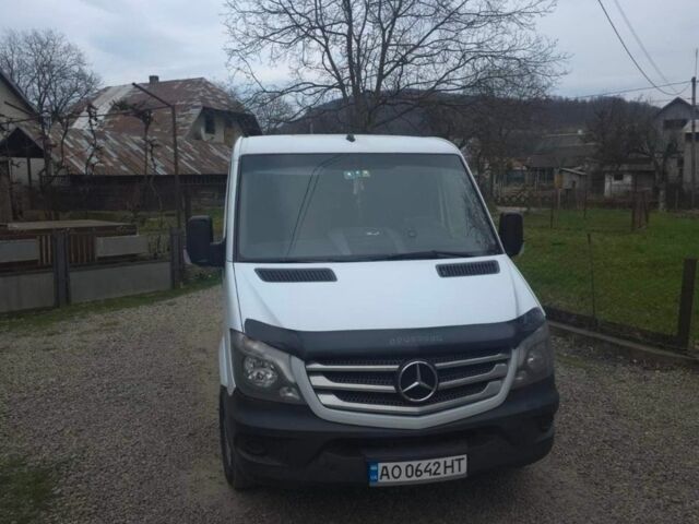 Белый Мерседес Sprinter, объемом двигателя 2.2 л и пробегом 650 тыс. км за 13800 $, фото 1 на Automoto.ua