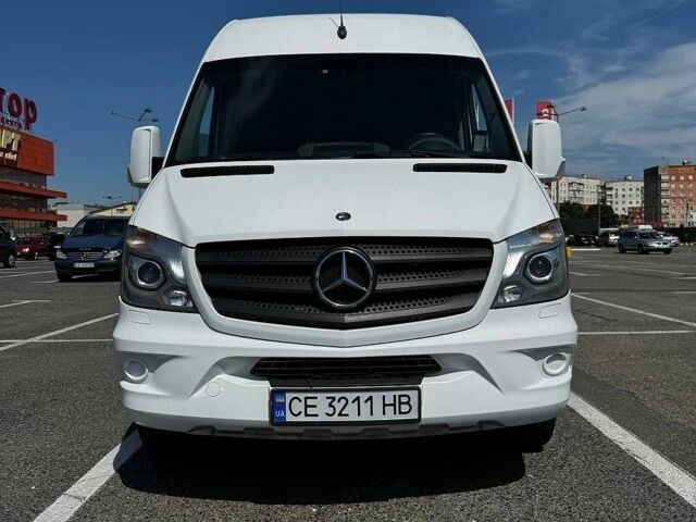 Белый Мерседес Sprinter, объемом двигателя 2.2 л и пробегом 203 тыс. км за 27381 $, фото 1 на Automoto.ua