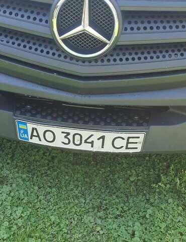 Белый Мерседес Sprinter, объемом двигателя 2.1 л и пробегом 195 тыс. км за 22000 $, фото 1 на Automoto.ua