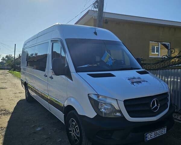Белый Мерседес Sprinter, объемом двигателя 2.3 л и пробегом 580 тыс. км за 23000 $, фото 1 на Automoto.ua