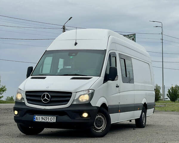 Белый Мерседес Sprinter, объемом двигателя 2.1 л и пробегом 545 тыс. км за 23990 $, фото 1 на Automoto.ua
