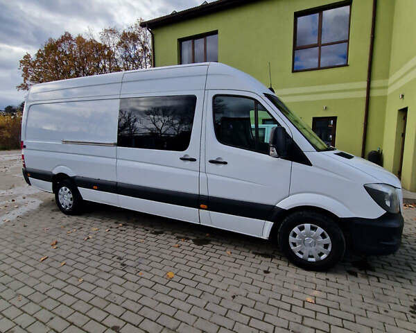 Белый Мерседес Sprinter, объемом двигателя 0 л и пробегом 870 тыс. км за 19000 $, фото 1 на Automoto.ua