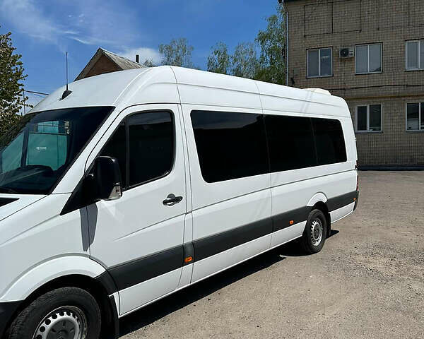 Белый Мерседес Sprinter, объемом двигателя 2.3 л и пробегом 252 тыс. км за 33900 $, фото 1 на Automoto.ua