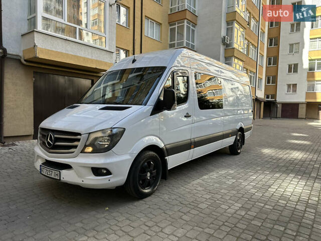 Белый Мерседес Sprinter, объемом двигателя 2.2 л и пробегом 570 тыс. км за 18800 $, фото 1 на Automoto.ua