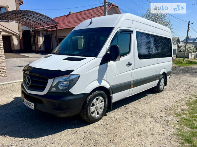 Белый Мерседес Sprinter, объемом двигателя 2.14 л и пробегом 376 тыс. км за 19500 $, фото 1 на Automoto.ua