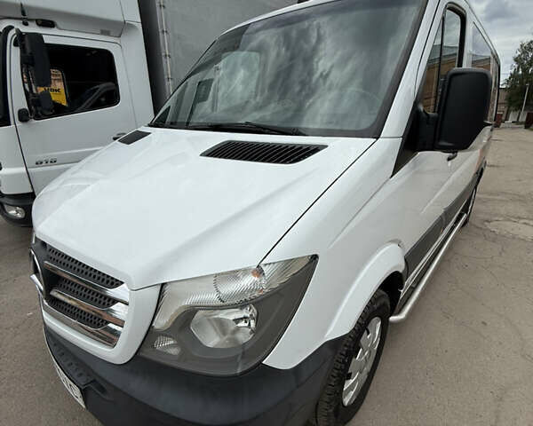 Белый Мерседес Sprinter, объемом двигателя 2.14 л и пробегом 289 тыс. км за 20900 $, фото 1 на Automoto.ua