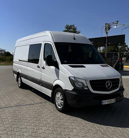 Білий Мерседес Sprinter, об'ємом двигуна 2.2 л та пробігом 320 тис. км за 24900 $, фото 1 на Automoto.ua