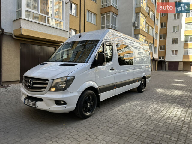 Белый Мерседес Sprinter, объемом двигателя 2.2 л и пробегом 570 тыс. км за 18100 $, фото 1 на Automoto.ua