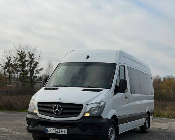 Білий Мерседес Sprinter, об'ємом двигуна 2.14 л та пробігом 268 тис. км за 22000 $, фото 1 на Automoto.ua