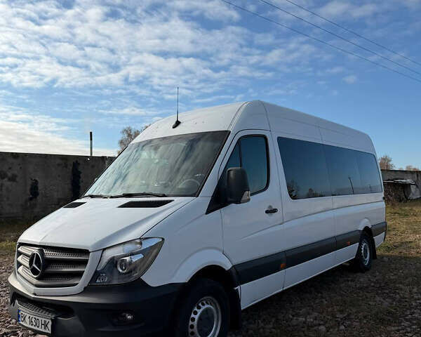 Білий Мерседес Sprinter, об'ємом двигуна 2.14 л та пробігом 880 тис. км за 23000 $, фото 1 на Automoto.ua
