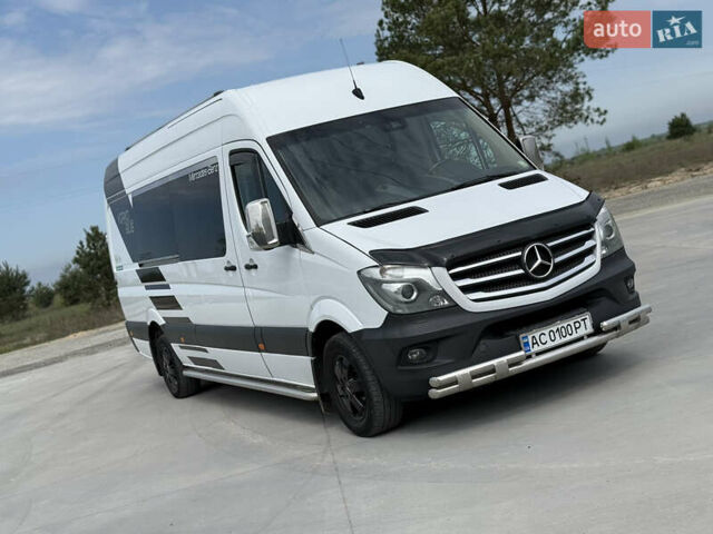 Белый Мерседес Sprinter, объемом двигателя 2.99 л и пробегом 560 тыс. км за 40400 $, фото 1 на Automoto.ua