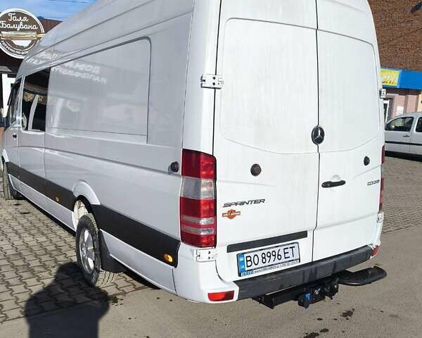 Белый Мерседес Sprinter, объемом двигателя 2.99 л и пробегом 700 тыс. км за 53278 $, фото 1 на Automoto.ua