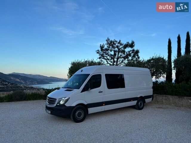 Белый Мерседес Sprinter, объемом двигателя 2.14 л и пробегом 870 тыс. км за 27000 $, фото 1 на Automoto.ua