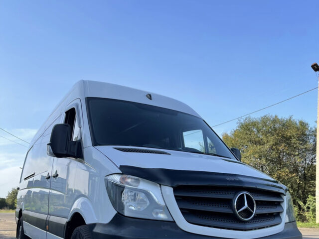 Белый Мерседес Sprinter, объемом двигателя 2.14 л и пробегом 600 тыс. км за 24999 $, фото 1 на Automoto.ua