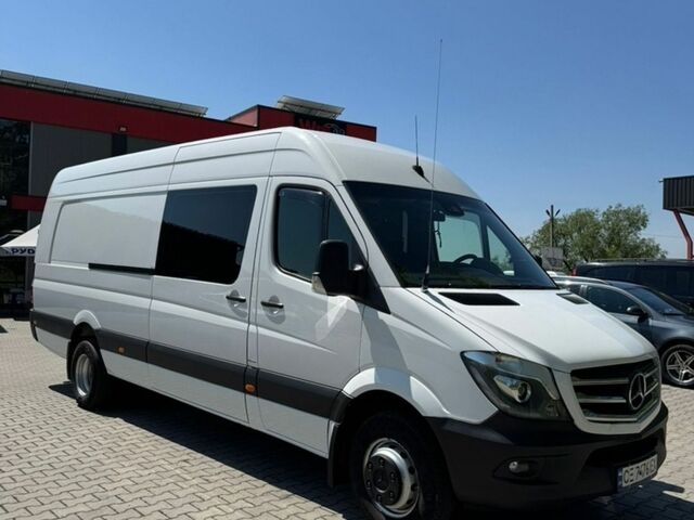 Белый Мерседес Sprinter, объемом двигателя 3 л и пробегом 426 тыс. км за 42658 $, фото 1 на Automoto.ua
