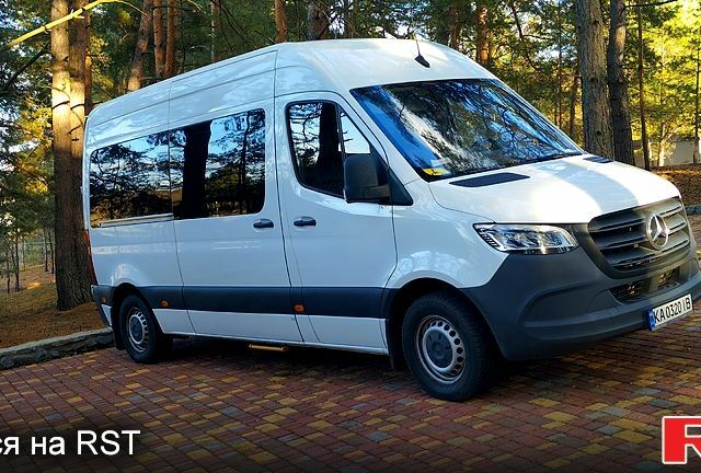 Білий Мерседес Sprinter, об'ємом двигуна 2.1 л та пробігом 300 тис. км за 30900 $, фото 1 на Automoto.ua