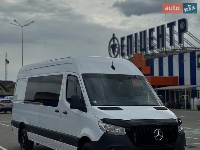 Белый Мерседес Sprinter, объемом двигателя 2.99 л и пробегом 460 тыс. км за 39555 $, фото 1 на Automoto.ua