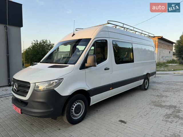 Белый Мерседес Sprinter, объемом двигателя 2.14 л и пробегом 152 тыс. км за 30000 $, фото 1 на Automoto.ua