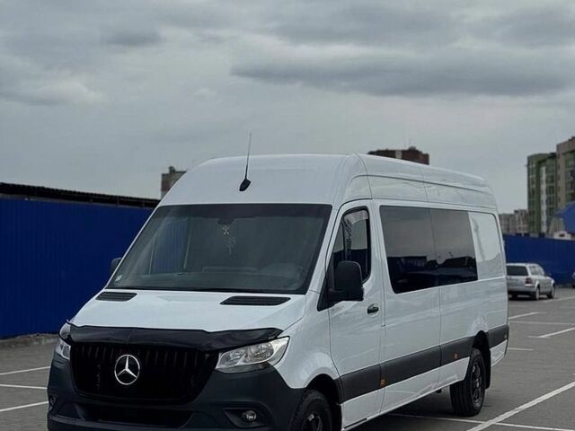 Белый Мерседес Sprinter, объемом двигателя 2.99 л и пробегом 460 тыс. км за 38792 $, фото 1 на Automoto.ua