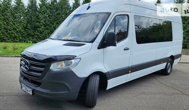 Белый Мерседес Sprinter, объемом двигателя 2.2 л и пробегом 300 тыс. км за 36700 $, фото 1 на Automoto.ua