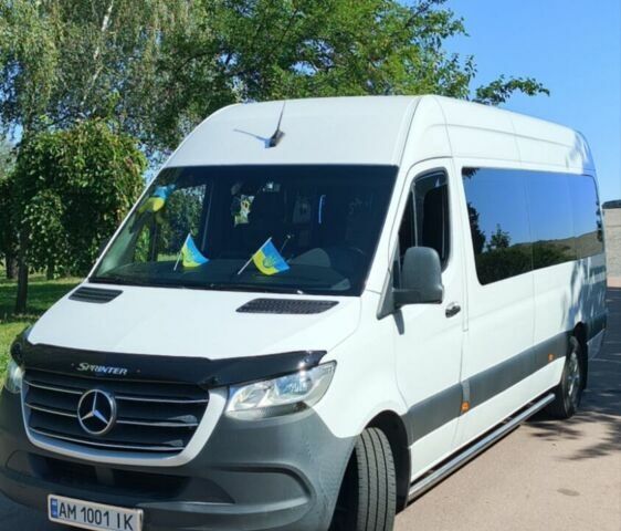 Білий Мерседес Sprinter, об'ємом двигуна 2.14 л та пробігом 417 тис. км за 40500 $, фото 1 на Automoto.ua