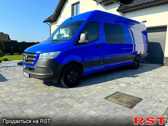 Белый Мерседес Sprinter, объемом двигателя 2.2 л и пробегом 222 тыс. км за 23500 $, фото 1 на Automoto.ua