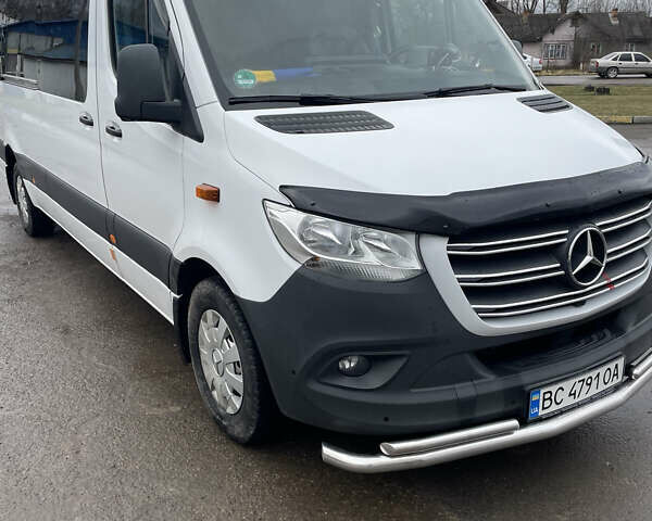 Білий Мерседес Sprinter, об'ємом двигуна 2.14 л та пробігом 530 тис. км за 36300 $, фото 1 на Automoto.ua