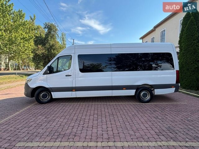Білий Мерседес Sprinter, об'ємом двигуна 2.14 л та пробігом 390 тис. км за 35200 $, фото 1 на Automoto.ua