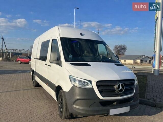 Белый Мерседес Sprinter, объемом двигателя 3 л и пробегом 372 тыс. км за 52261 $, фото 1 на Automoto.ua