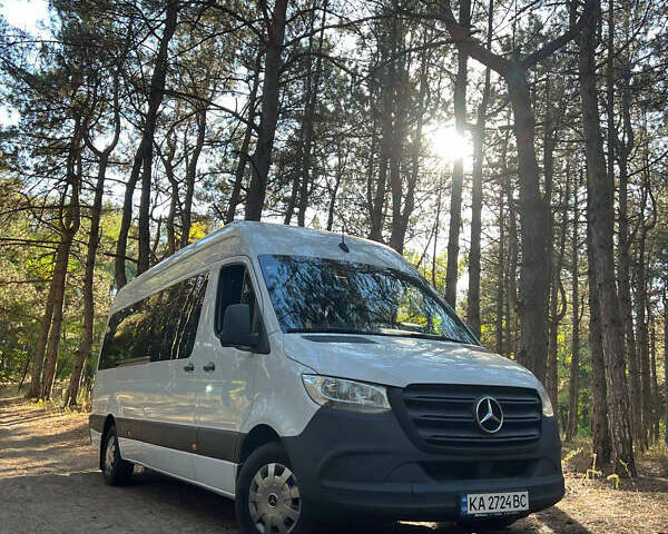Білий Мерседес Sprinter, об'ємом двигуна 2.2 л та пробігом 115 тис. км за 36999 $, фото 1 на Automoto.ua