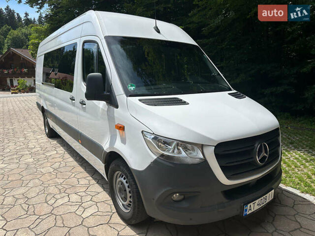 Белый Мерседес Sprinter, объемом двигателя 2.14 л и пробегом 450 тыс. км за 32300 $, фото 1 на Automoto.ua