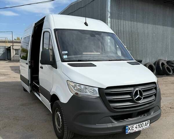 Білий Мерседес Sprinter, об'ємом двигуна 2.14 л та пробігом 260 тис. км за 47000 $, фото 1 на Automoto.ua