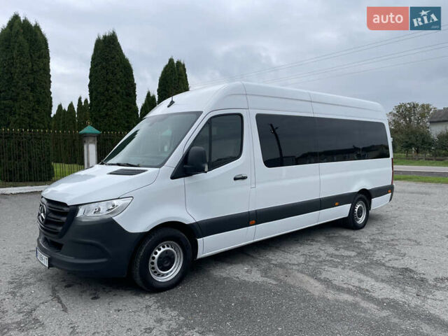 Белый Мерседес Sprinter, объемом двигателя 2.14 л и пробегом 201 тыс. км за 31700 $, фото 1 на Automoto.ua