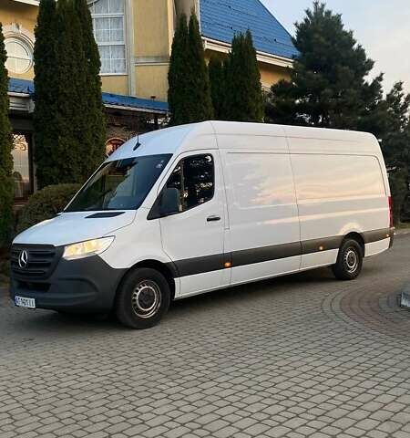 Белый Мерседес Sprinter, объемом двигателя 2.14 л и пробегом 109 тыс. км за 38336 $, фото 1 на Automoto.ua