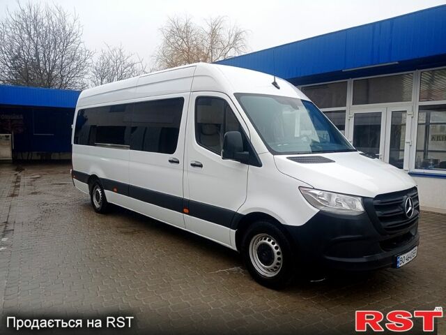 Білий Мерседес Sprinter, об'ємом двигуна 2 л та пробігом 200 тис. км за 35000 $, фото 1 на Automoto.ua